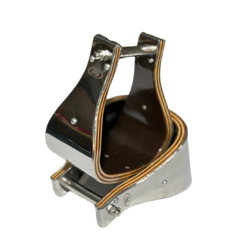 Wooden Visalia Stirrups 3" Ss Covered